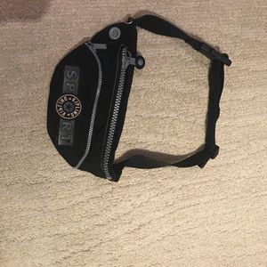 Kipling belt bag